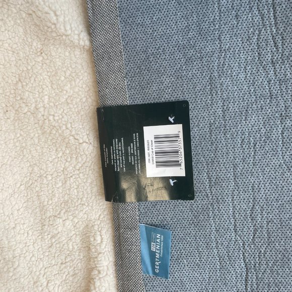 COPY - Gertmenian Happy Holidays Collection,  Accent Rug, NWT - Picture 4 of 5